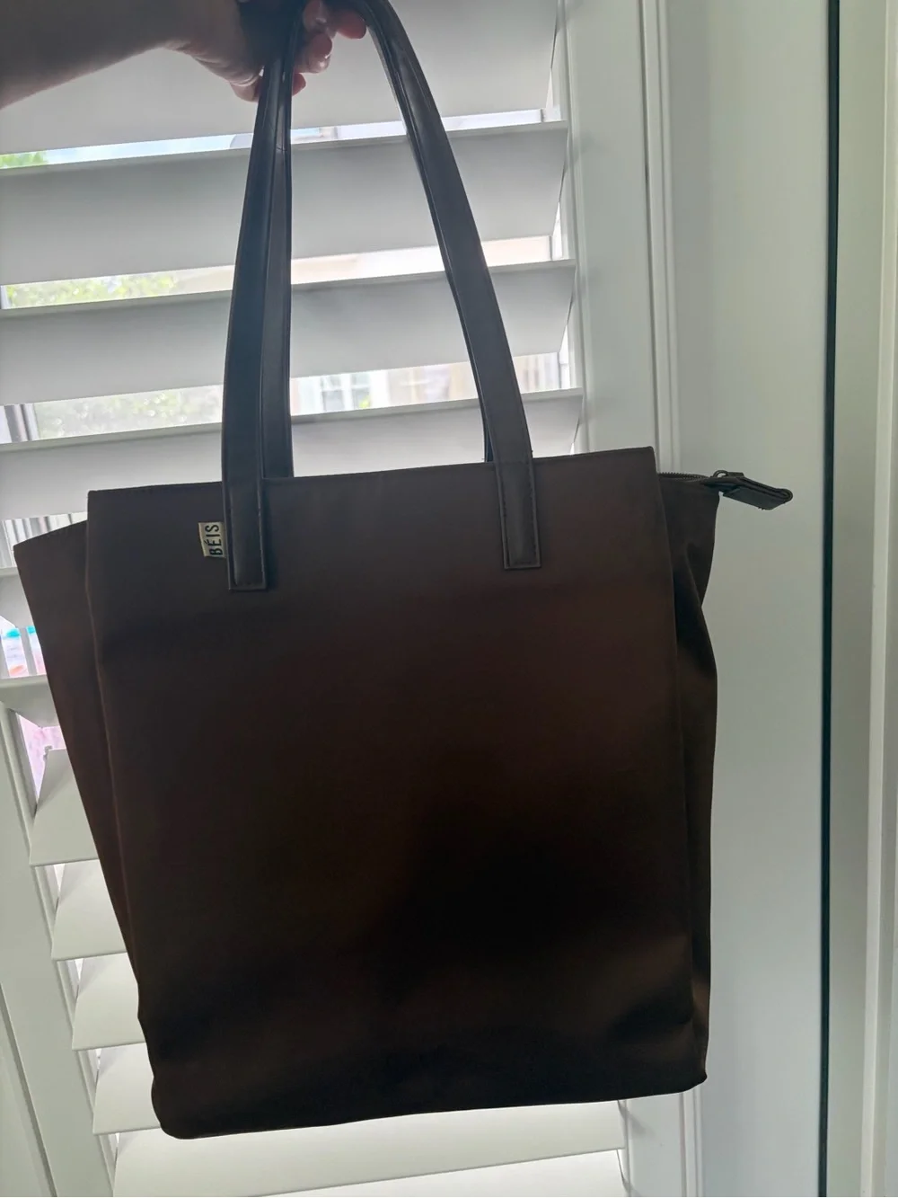 BEIS Commuter Tote in Maple Brown - Picture 8 of 10